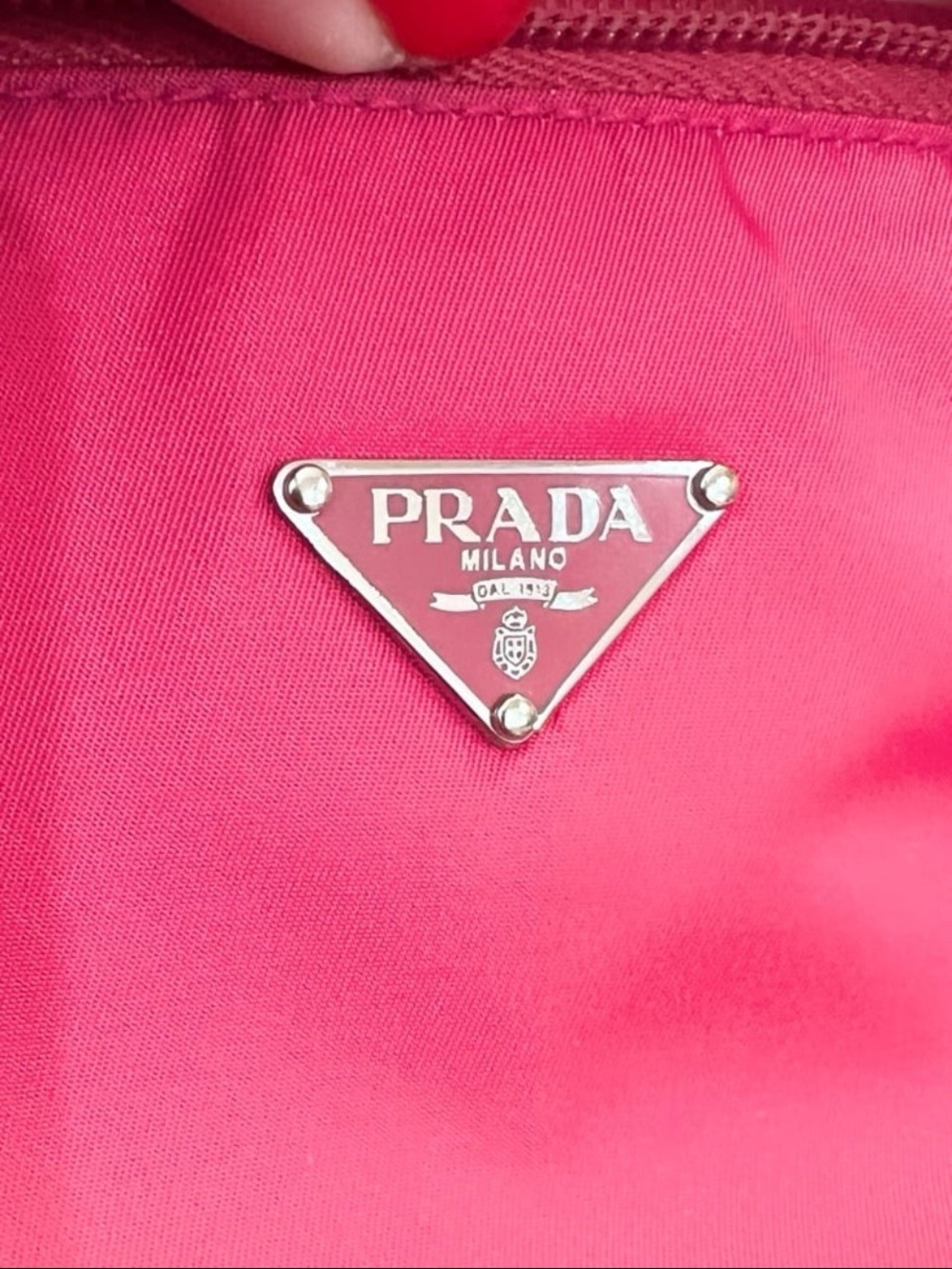 Prada⭐️🌸Hot Pink Nylon Shoulder Bag with Silver Chain!⭐️Offers always welcome! - Picture 9 of 9